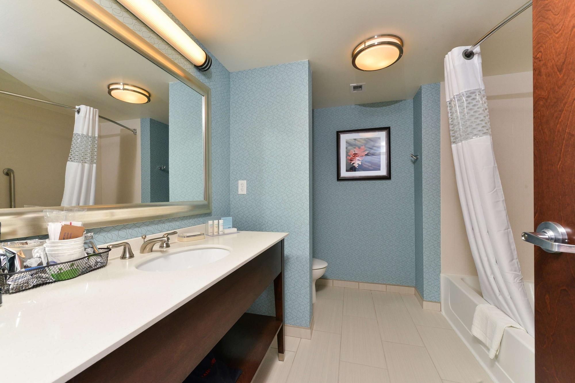 Hampton Inn Corning/Painted Post Ngoại thất bức ảnh