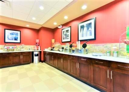 Hampton Inn Corning/Painted Post Ngoại thất bức ảnh